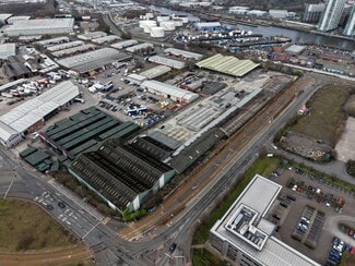 Plus de détails pour Trafford Wharf Rd, Manchester - Industriel à louer