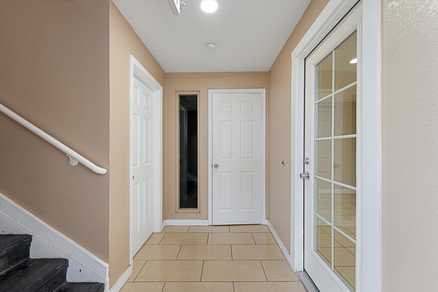 620 Gellhorn Dr, Houston, TX for sale - Building Photo - Image 2 of 20