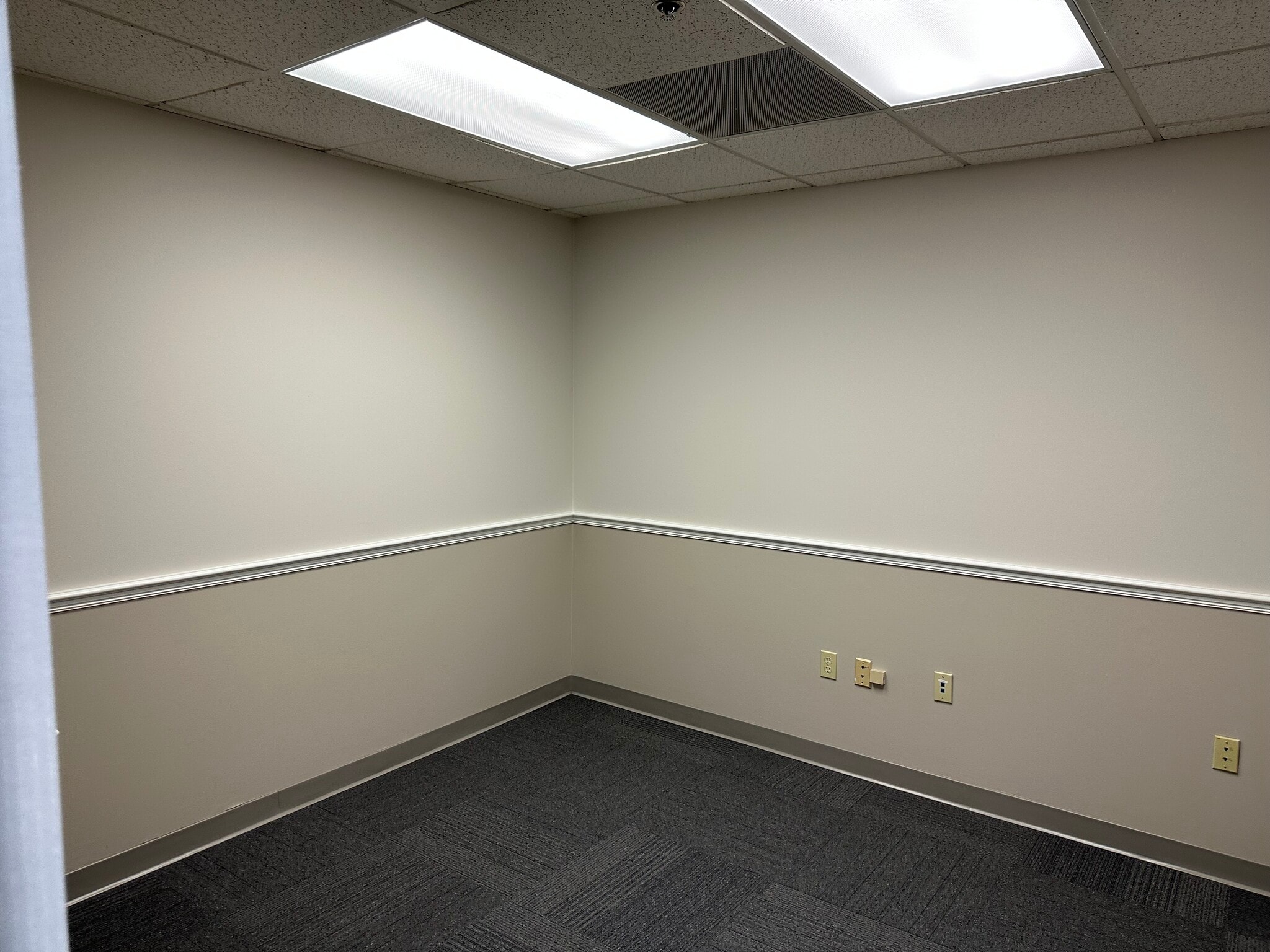 498 Palm Springs Dr, Altamonte Springs, FL for lease Interior Photo- Image 1 of 3