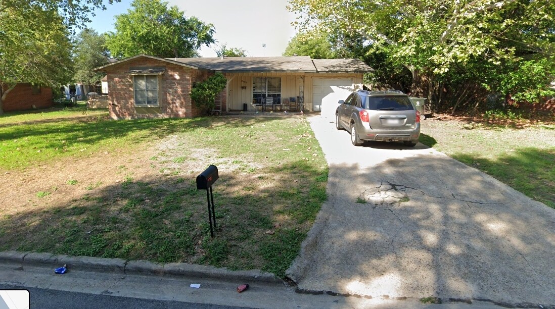 2202 Truman St, Bryan, TX à vendre Photo principale- Image 1 de 2