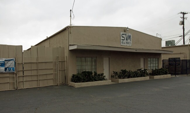 Plus de détails pour 8786 Industrial Ln, Rancho Cucamonga, CA - Industriel à louer