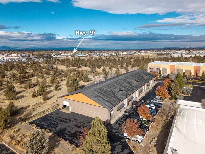 736 SW Umatilla Ave, Redmond, OR for lease - Building Photo - Image 3 of 16