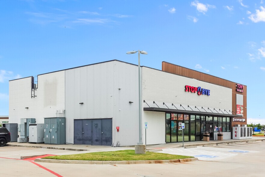 21810 Kuykendahl Rd, Spring, TX à vendre - Photo du bâtiment - Image 2 de 5