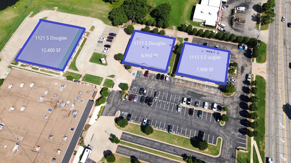 Bowling Green Office & Medical center portfolio of 3 properties for sale on LoopNet.ca - Building Photo - Image 2 of 5