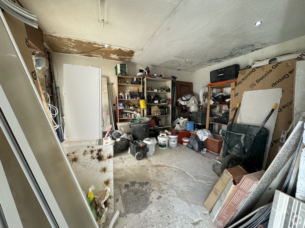 Madrid, MAD 28018 - Unit Puerta A - - Interior Photo - Image 1 of 4