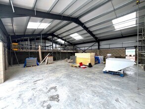 Radley Green Road, Ingatestone for lease Interior Photo- Image 1 of 5