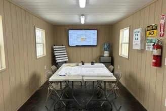 17375 Gaffield Rd, Justin, TX for lease Interior Photo- Image 2 of 10