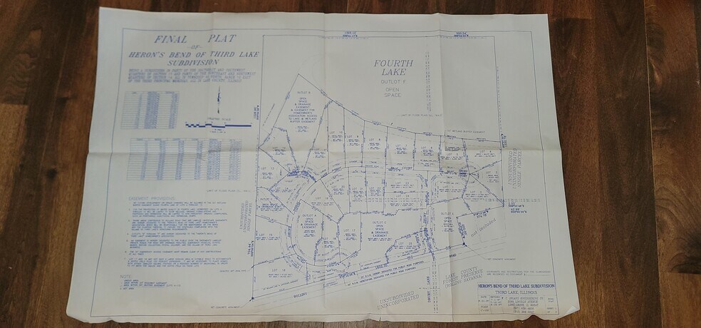 20660 W Rollins Rd, Lake Villa, IL à vendre - Photo du bâtiment - Image 3 de 7