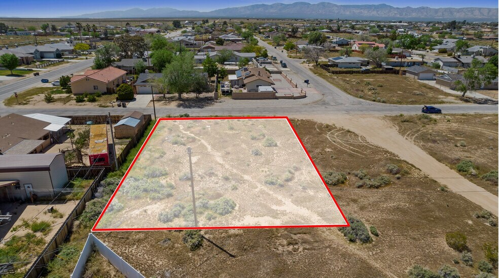 20513 Medio St, California City, CA à vendre - Photo du bâtiment - Image 3 de 4