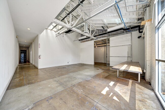 More details for 1305 N Catalina St, Los Angeles, CA - Office for Lease