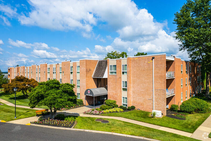 303 W State St, Doylestown, PA for lease - Building Photo - Image 1 of 9