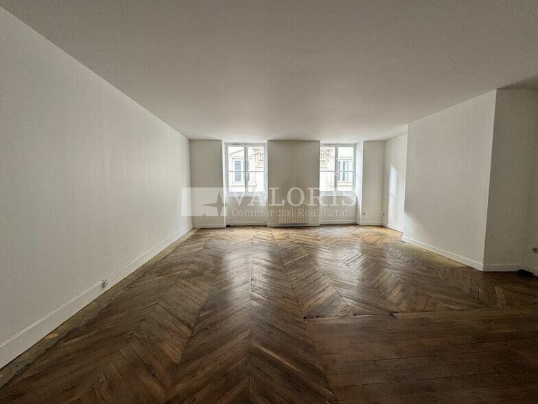 17 Rue Royale, Lyon à louer - Photo intérieure - Image 2 de 6