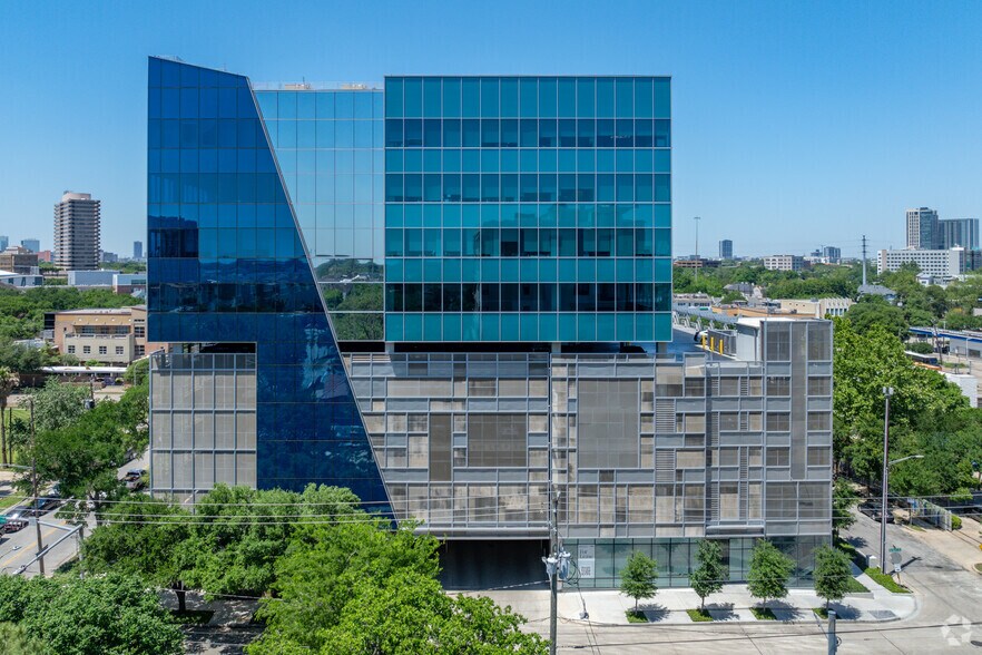 5115 Fannin St, Houston, TX à louer - Photo du bâtiment - Image 3 de 21