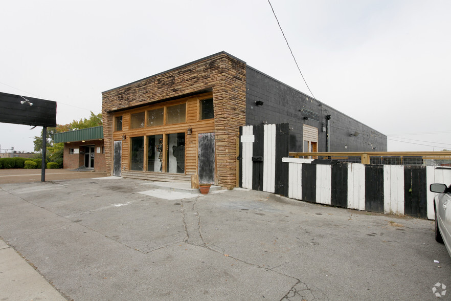 823 Woodland St, Nashville, TN for lease - Primary Photo - Image 2 of 36