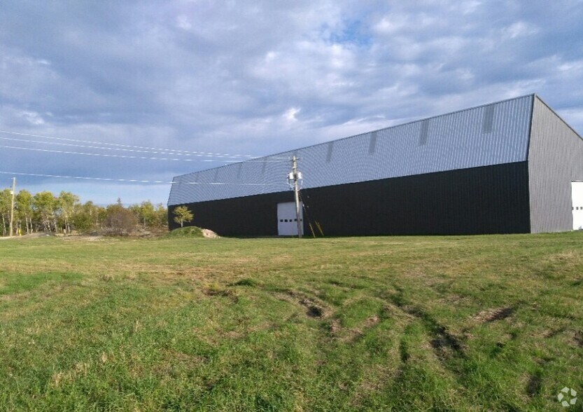 21 Eugene Rd, Verner, ON à vendre - Photo du bâtiment - Image 3 de 5