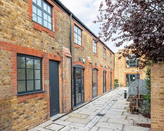 Plus de détails pour 23 Waldegrave Rd, Teddington - Bureau à louer