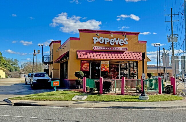 More details for 1401 Lafayette St, Gretna, LA - Retail for Lease