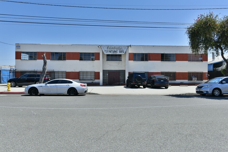 1656 W 134th St, Gardena, CA à louer - Photo du bâtiment - Image 2 de 3