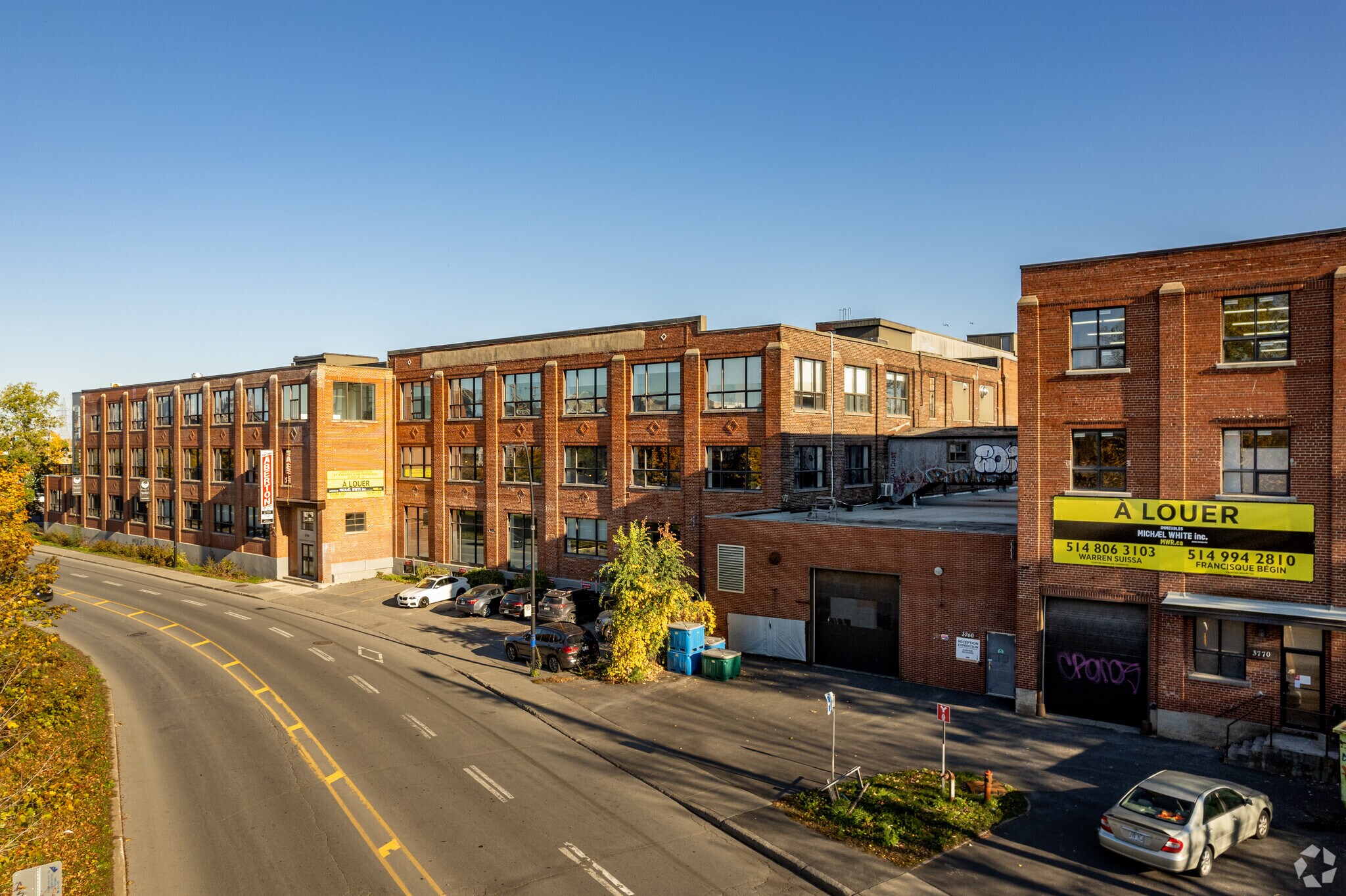 3680-3700 Rue Saint-Patrick, Montréal, QC à vendre Photo du bâtiment- Image 1 de 1