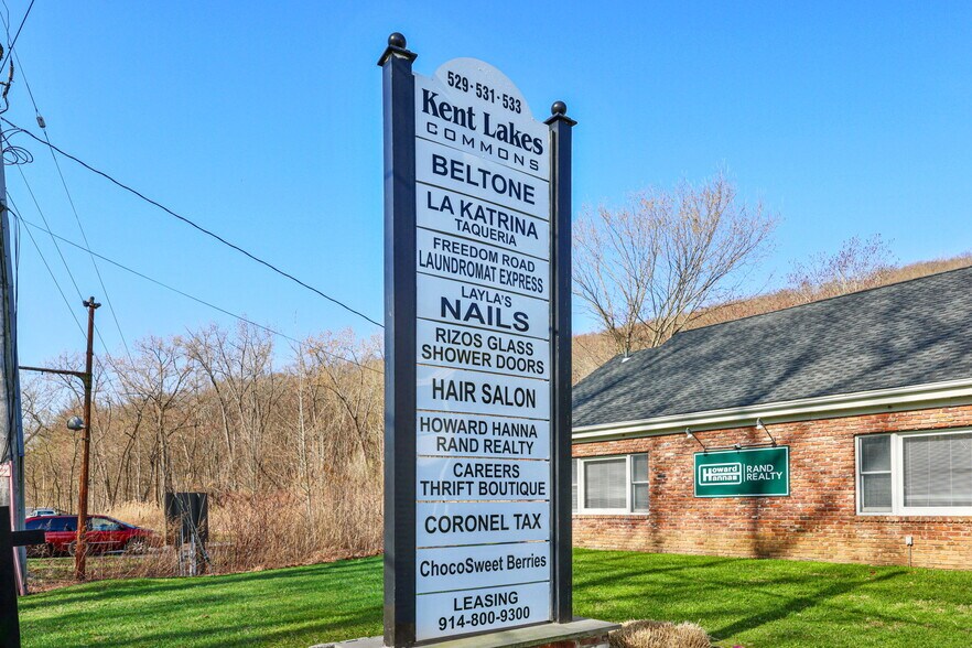 529-533 Route 52, Carmel, NY à vendre - Photo du bâtiment - Image 3 de 45