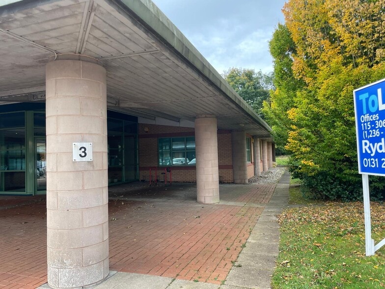 3 Michaelson Sq, Livingston for lease - Building Photo - Image 3 of 12