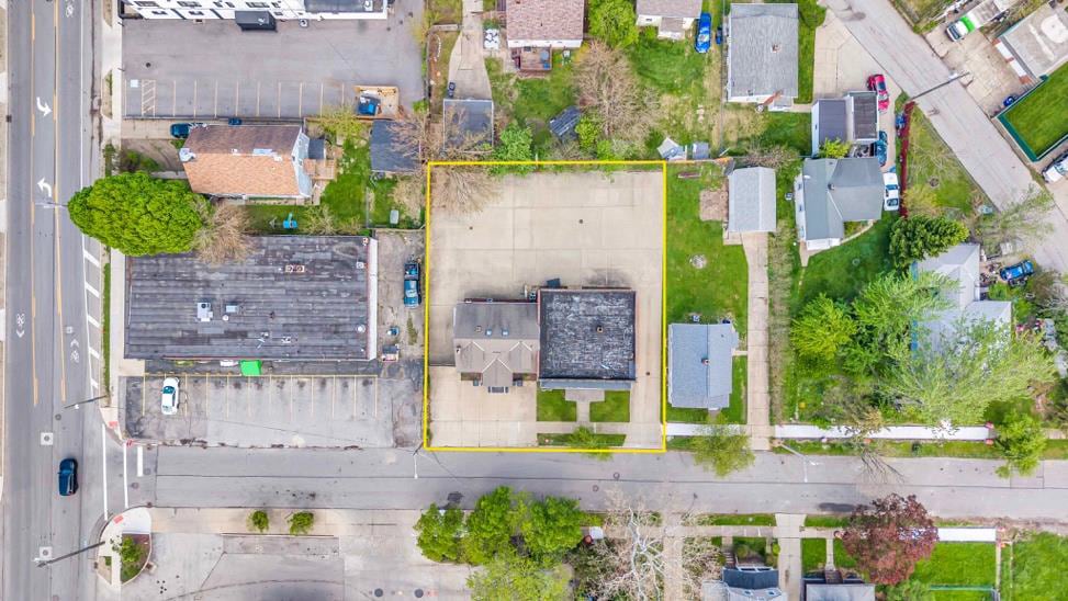 18515-18519 Underwood Ave, Cleveland, OH à vendre - Aérien - Image 2 de 16