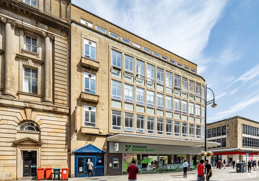 6 Bank St, Bradford for lease - Building Photo - Image 2 of 2