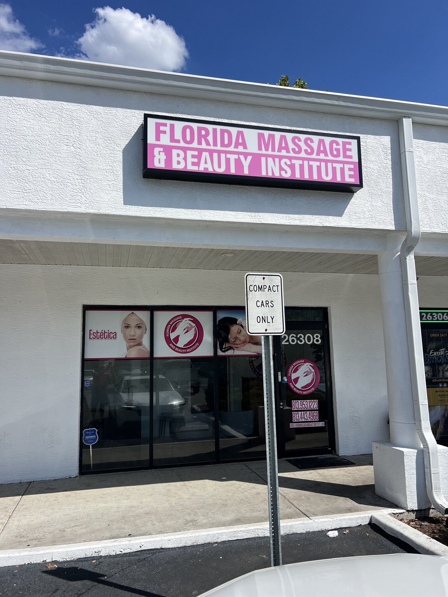 26230-26316 Wesley Chapel Blvd, Lutz, FL for lease Building Photo- Image 1 of 3