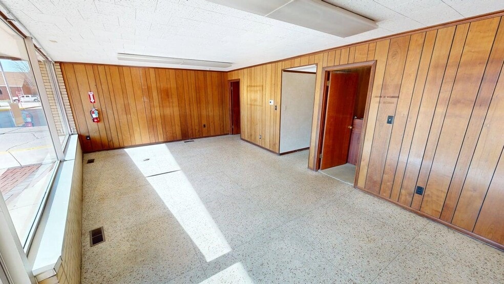 116 Constitution Plaza, Monticello, IN for sale - Building Photo - Image 2 of 9