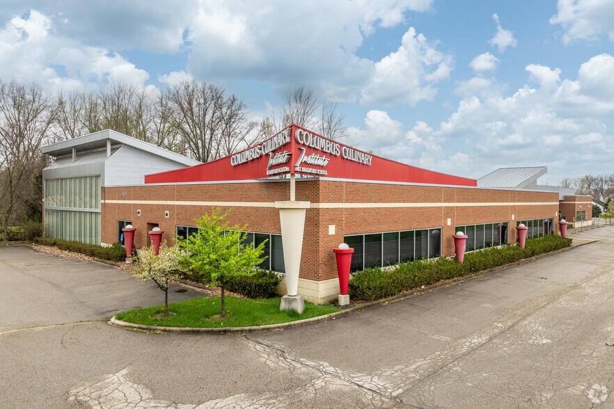 2435 Stelzer Rd, Columbus, OH for sale - Building Photo - Image 1 of 4