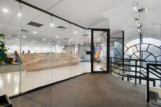 585 Burwood Road, Hawthorn for lease Lobby- Image 2 of 7