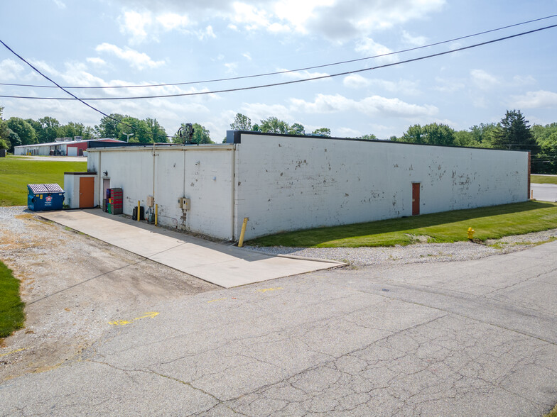 366 W Main St, Rossville, IN for lease - Building Photo - Image 3 of 7