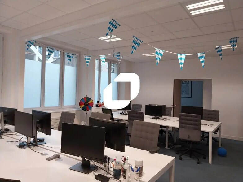 Bureau dans Nantes à louer - Photo du bâtiment - Image 2 de 19