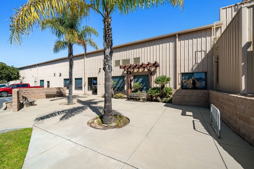 2122-2126 Hutton Rd, Nipomo, CA for lease - Building Photo - Image 2 of 28