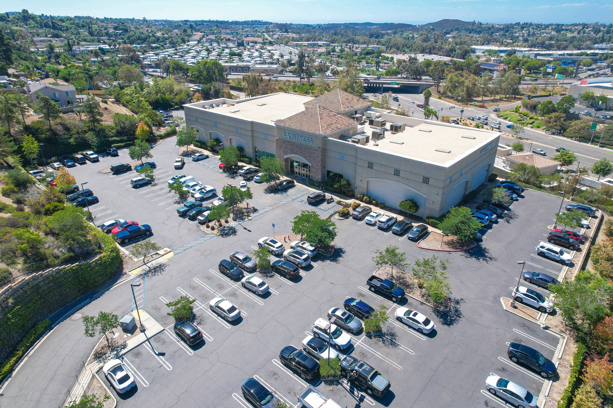 324 Sycamore Ave, Vista, CA for sale Primary Photo- Image 1 of 13