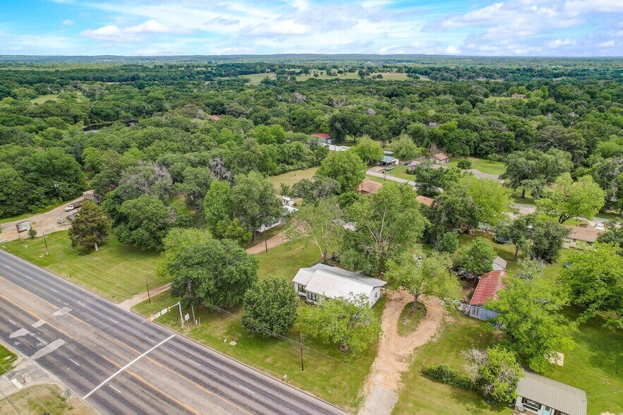 506 E Royall Blvd, Malakoff, TX à vendre - Photo du bâtiment - Image 2 de 5