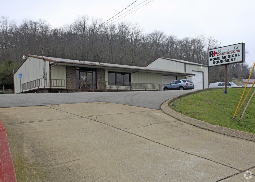 617 S James Campbell Blvd, Columbia, TN à louer - Photo du bâtiment - Image 2 de 13