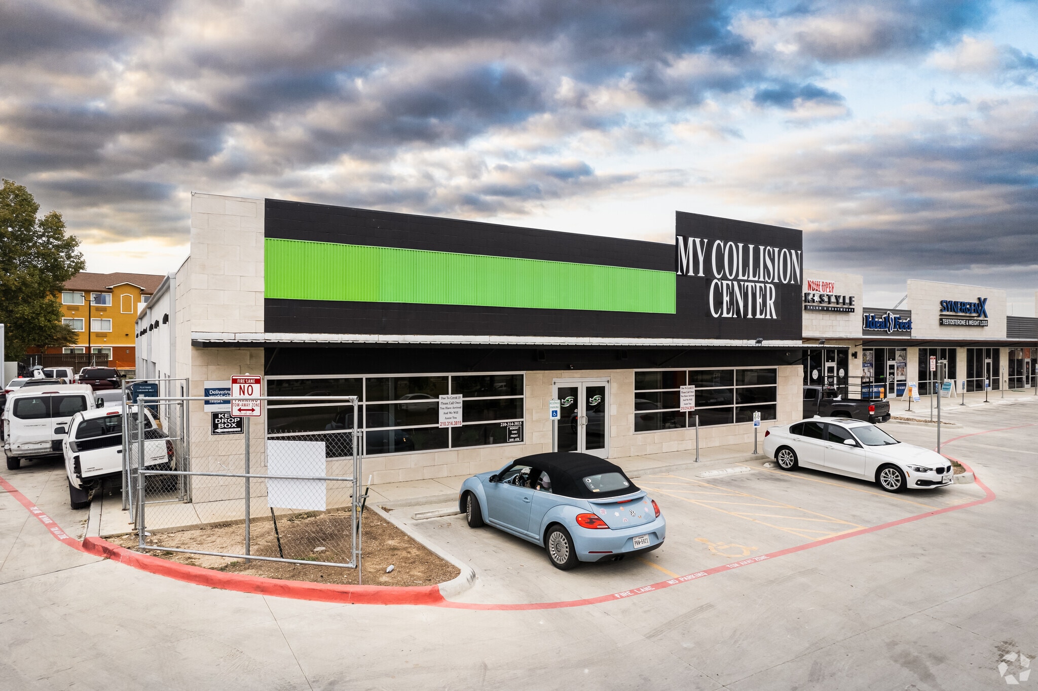 Brimhall Retail Center portfolio of 2 properties for sale on LoopNet.ca Primary Photo- Image 1 of 3