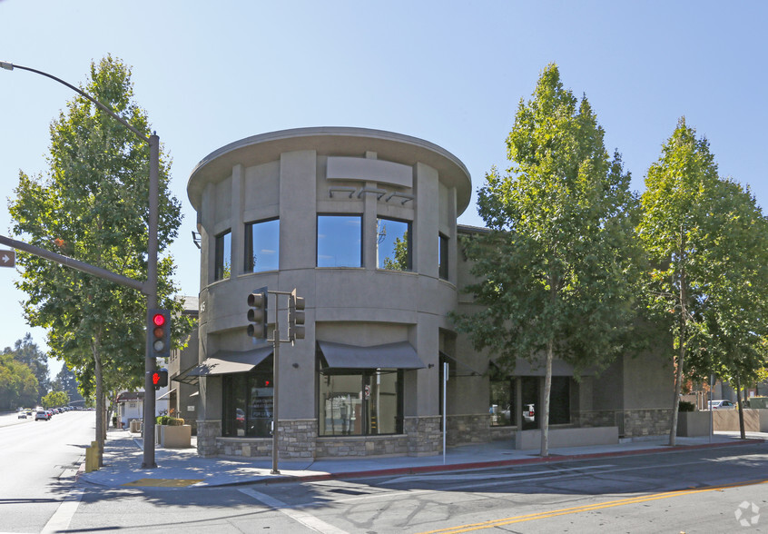 145 El Camino Real, Menlo Park, CA à vendre - Photo du bâtiment - Image 1 de 1