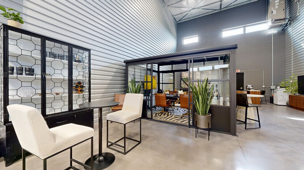 15415 Fitzhugh Rd, Dripping Springs, TX à louer - Numérisation 3D de Matterport - Image 3 de 32