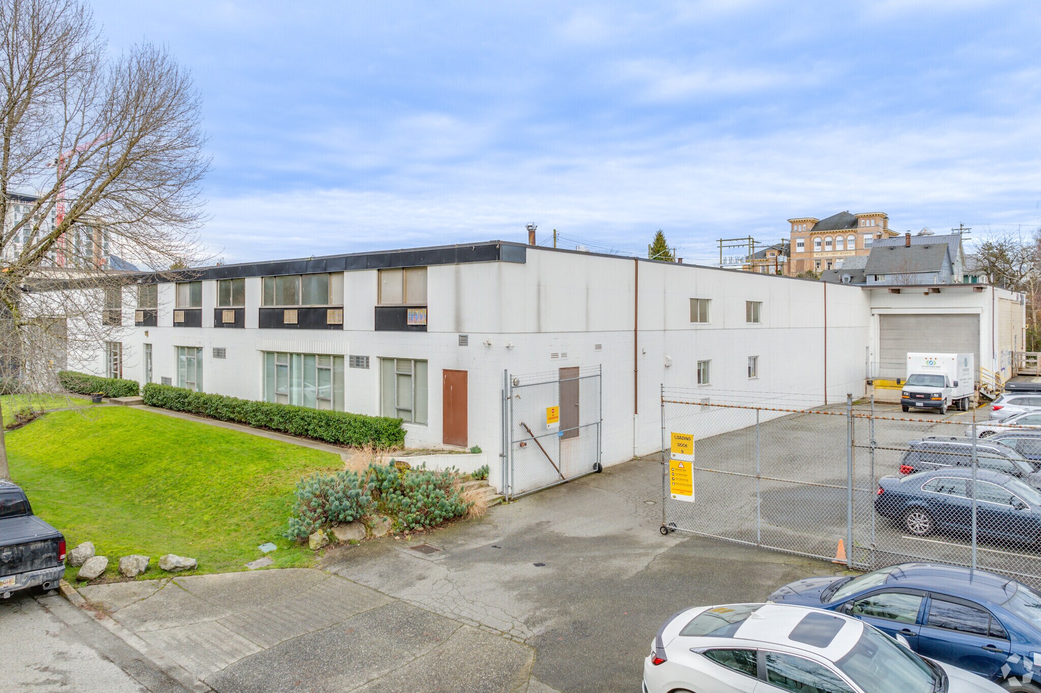 680 Raymur Ave, Vancouver, BC à louer Photo du bâtiment- Image 1 de 4