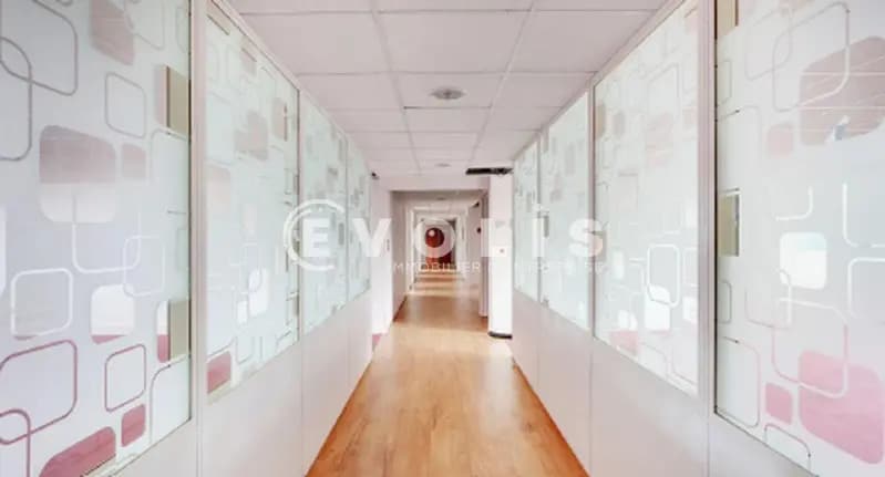 53 Boulevard De Stalingrad, Malakoff for lease - Building Photo - Image 2 of 34