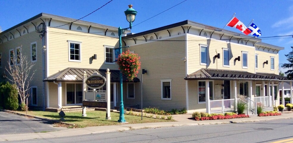 1963 Ch Sainte-Angélique, St-Lazare, QC à louer - Photo du bâtiment - Image 2 de 4