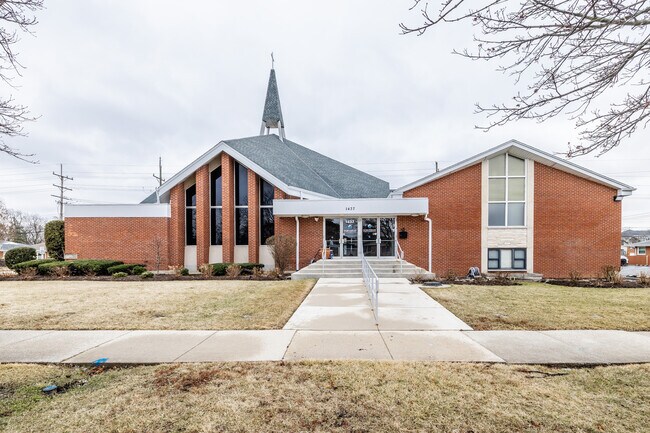 Plus de détails pour 1437 Oakton St, Park Ridge, IL - Spécialité à vendre