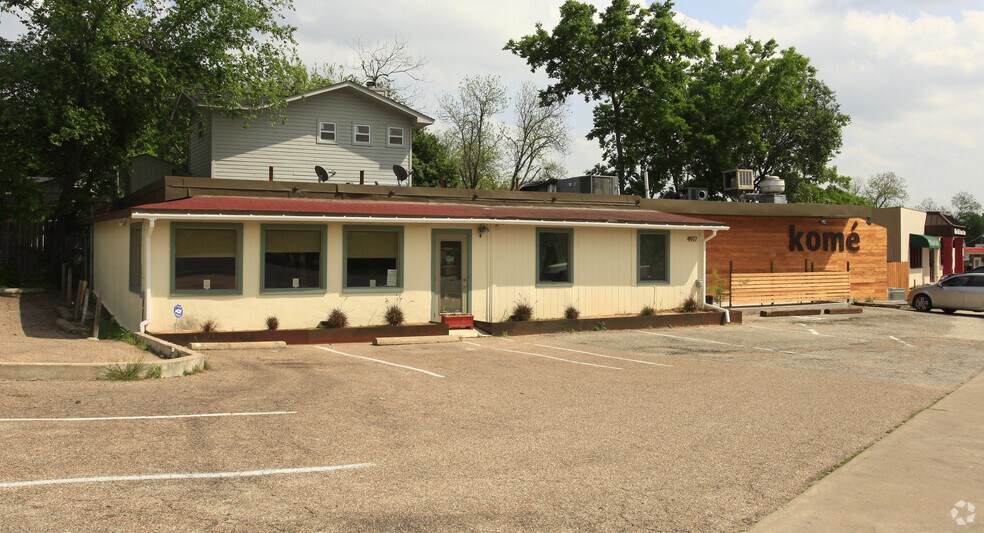 4917 Airport Blvd, Austin, TX à louer - Photo principale - Image 1 de 24