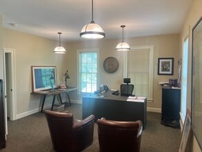 24 Pearl St, Essex Junction, VT for lease Interior Photo- Image 2 of 9