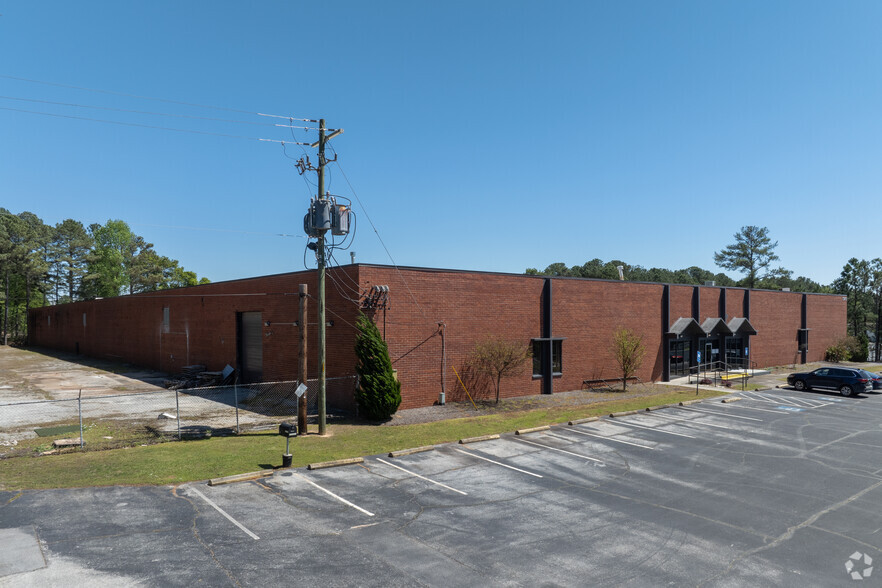 1950 Lithonia Industrial Blvd, Lithonia, GA à vendre - Photo principale - Image 1 de 1