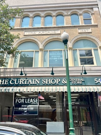 Plus de détails pour 541 Main St, New Rochelle, NY - Bureau/Commerce de détail, Commerce de détail à louer