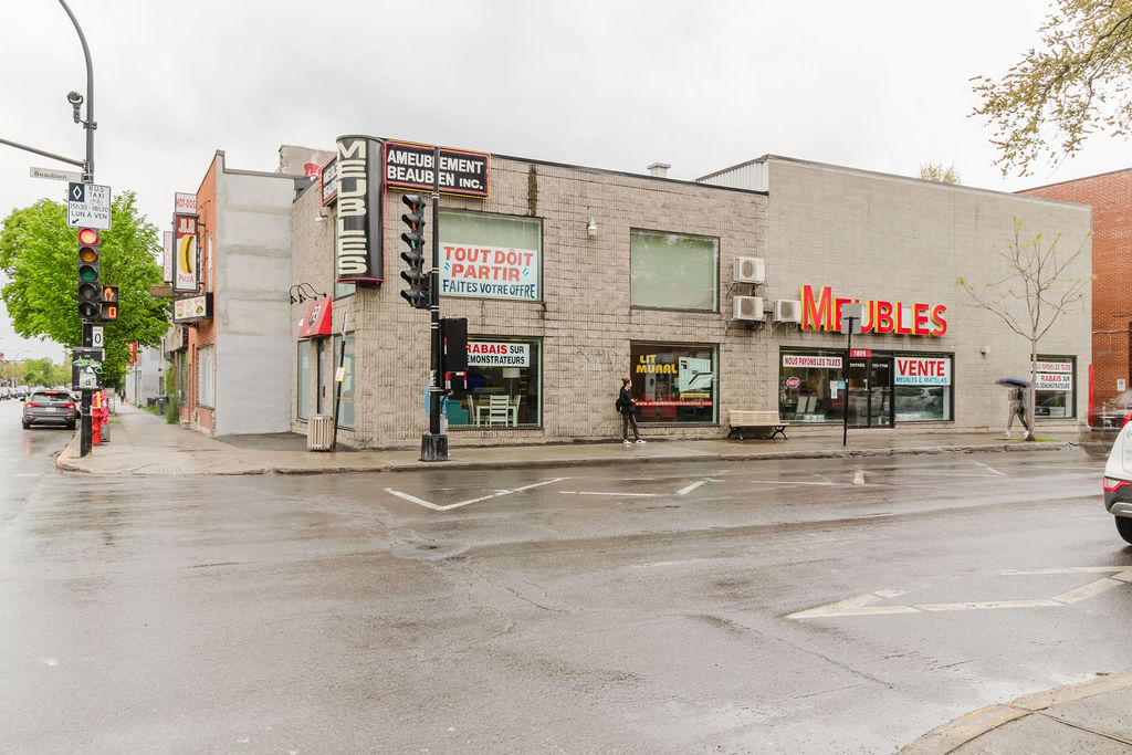 1805-1807 Rue Beaubien E, Montréal, QC for lease Primary Photo- Image 1 of 22