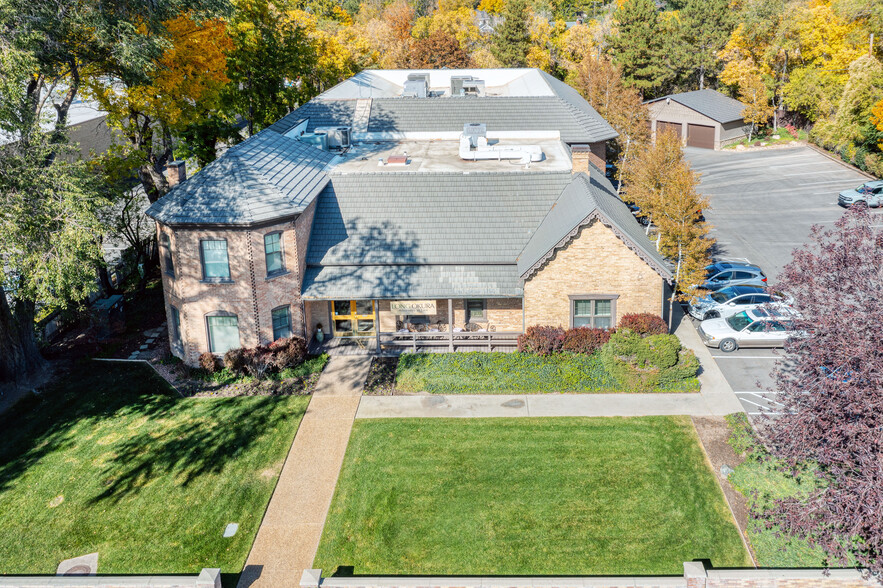 1981 Murray Holladay Rd, Salt Lake City, UT for sale - Building Photo - Image 1 of 1